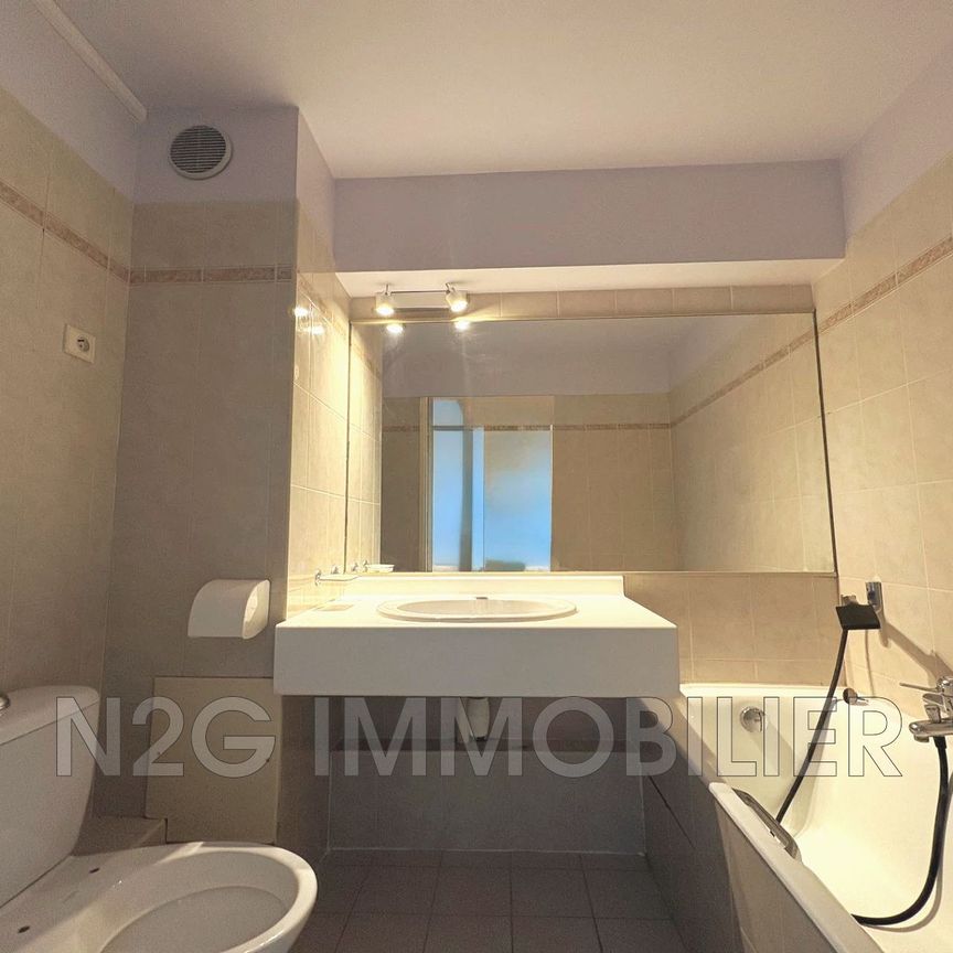 Location Appartement 1 pièce 29m² MANDELIEU LA NAPOULE 06210 - Photo 1