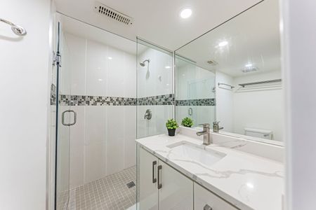 For Lease - 43 Sherwood Forest Drive, Markham, Ontario - Photo 5