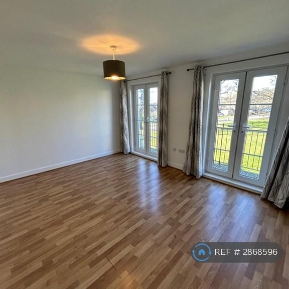 4 bedroom detached house to rent - Photo 1