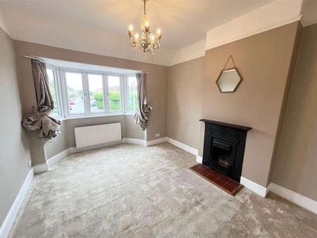 Evesham Road, Stratford-upon-avon, Warwickshire, CV37 - Photo 2