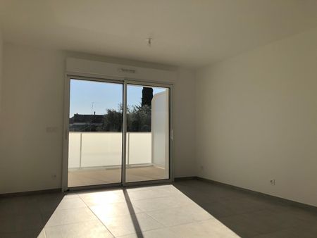 Location Appartement 2 pièces 39m² MONTPELLIER 34070 - Photo 3