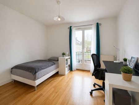 Location Appartement 3 pièces 73m² - Photo 5