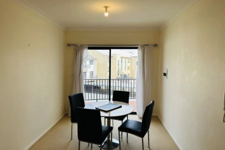 Come home and relax in this spacious 3-bedroom waterfront beauty - Photo 4