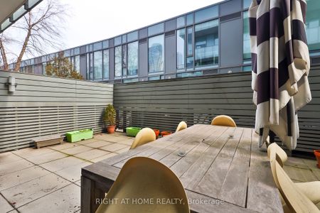 Market Wharf Lofts , #625 - Photo 4