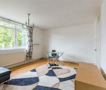 3 bedroom apartment to rent - Photo 2