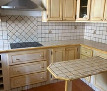 A louer, Maison / Villa, 160 m² - Photo 3