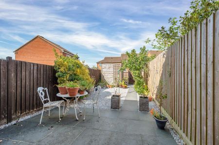 2 bedroom terraced house to rent - Photo 5