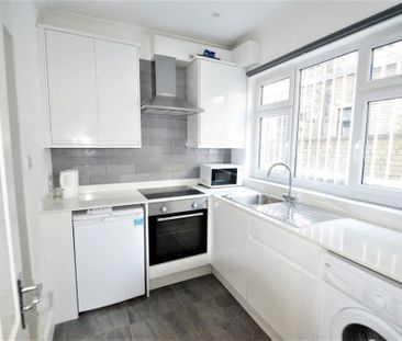 Studio to rent - Photo 6