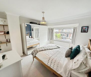 3 bedroom semi-detached house to rent - Photo 4