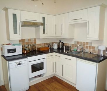 Flat to rent on - Photo 5