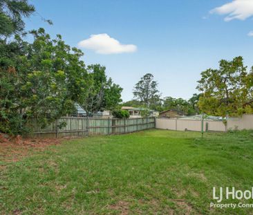 Low Set Brick Home Offering Comfort, Convenience and Charm - Photo 3