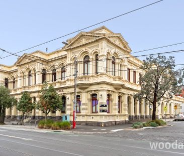 CHARMING VICTORIAN TERRACE IN THE HEART OF NORTHCOTE – WHERE THE OL... - Photo 4