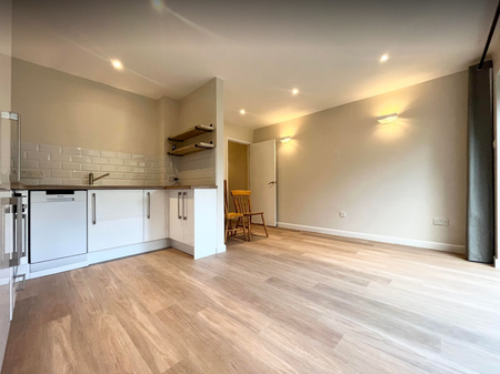 1 bedroom property to rent Sturton Street, Cambridge, CB1 - Photo 2