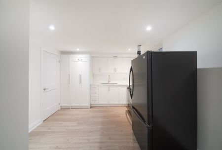 For Lease - 56 Burrows Avenue Unit# Lower, Toronto, Ontario - Photo 3