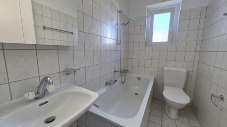 Bel appartement lumineux de 3 pièces à La Chaux-de-Fonds - Photo 5