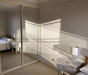 Redfern - Photo 4