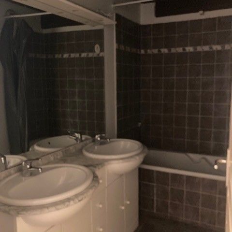Location Appartement 3 pièces 65m² BORDEAUX 33000 - Photo 1