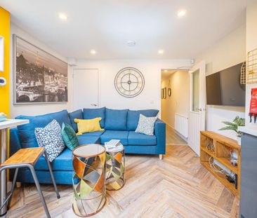 Room 1 Room 5 - Photo 1