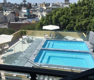 Furnished Chic Studio Apartment - Photo 1