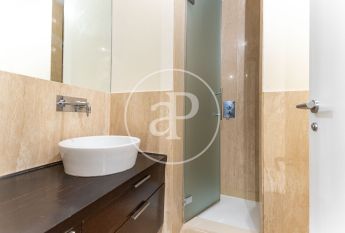 Flat for rent with Terrace in San Francesc (Valencia)