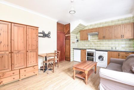 Studio to rent - Photo 4