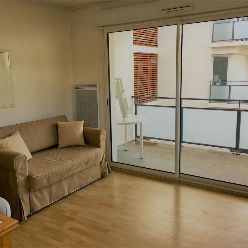 Location Appartement 1 pièce Meublé 27m² LA ROCHELLE 17000 - Photo 1
