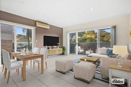 Modern Three Bedroom Townhouse - Photo 2