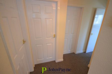 Tudor Road, Nuneaton, Warwickshire, CV10 9EF - Photo 2