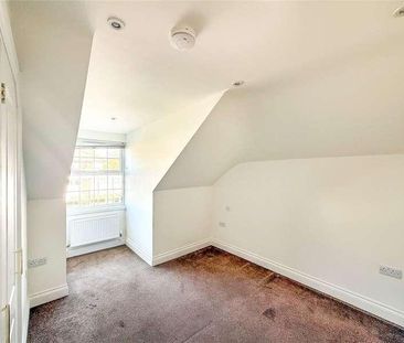 Valentine Court, Melville Avenue, South Croydon, CR2 - Photo 3