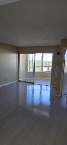 For Lease - 135 Hillcrest Avenue Unit# 1615, Mississauga, Ontario - Photo 5