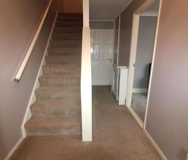 Bramerton Close, Wolverhampton, WV11 - Photo 2