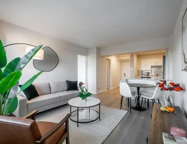 Highline | 5311 Sherbrooke Ouest, Montreal - Photo 1