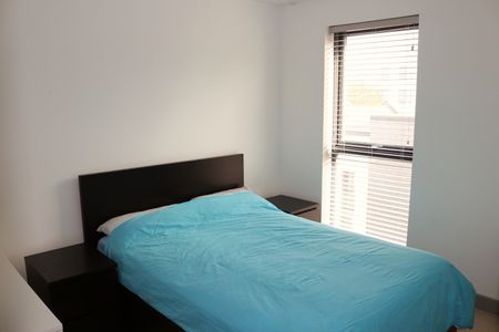 3 Bed Semi-Detached House, Paintworks, BS4 - Photo 4