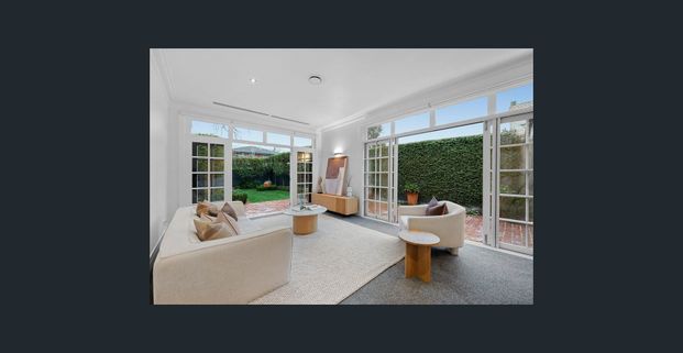 Immaculate 2-Bedroom Home in Prime Camberwell Location - Photo 1