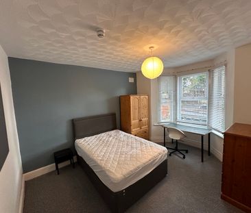 6 bedroom house - Photo 4