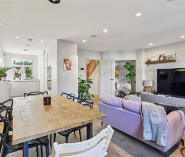 4 bedroom terraced house to rent - Photo 1