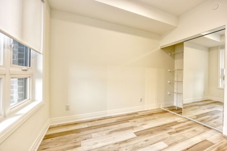 For Lease - 3250 Carding Hill Trail Unit# 232, Oakville, Ontario - Photo 3