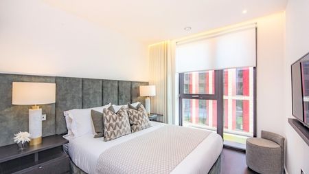 2 Bed Flat, Thornes House, SW11 - Photo 3