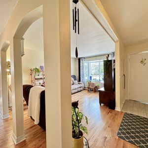 Appartement à Louer à Brossard - Photo 2