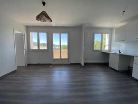Location Appartement 2 pièces 41m² AUBAGNE 13400 - Photo 2