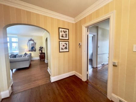 For Lease - 235 Dawlish Avenue, Toronto, Ontario - Photo 3