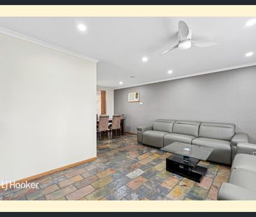 Family Flexibility, Resort-Style Living & Endless Entertaining - Photo 2