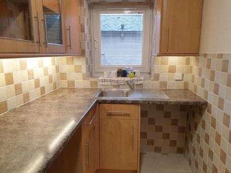 1 bedroom flat to rent - Photo 3