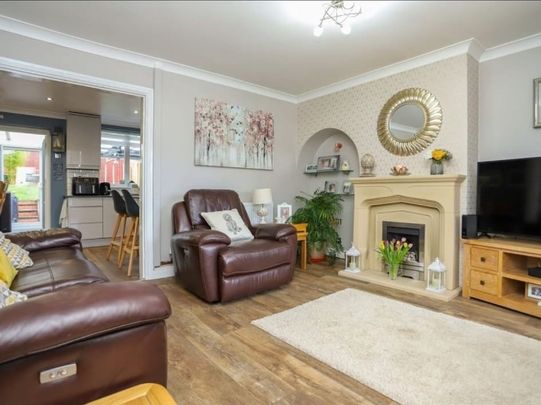 3 Bed Semi-Detached House, Auckland Road, B67 - Photo 1