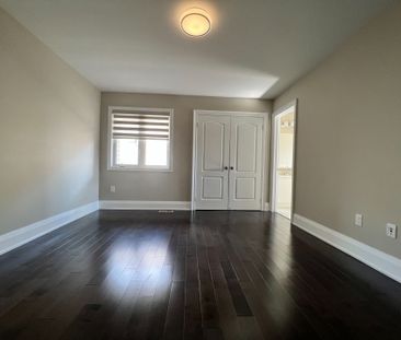 For Lease - 32 Wendelyn Drive, Richmond Hill, Ontario - Photo 4