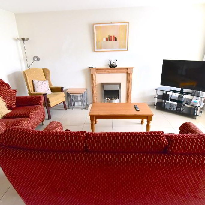 27 Old Castle Court (Student Let), Portstewart, BT56 8GR - Photo 1