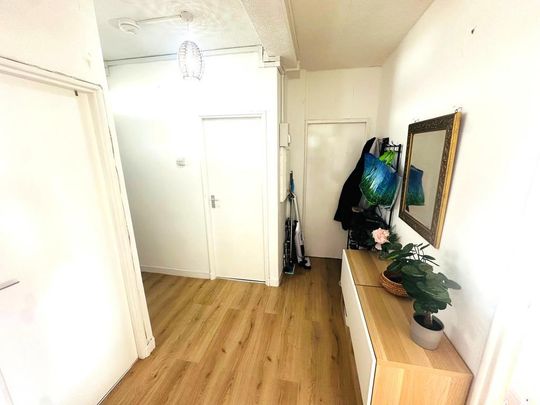 2 bedroom flat share to rent - Photo 1