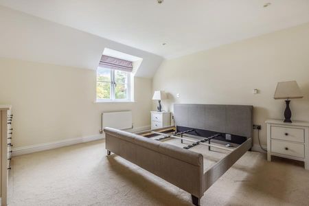 3 bedroom terraced house to rent - Photo 2