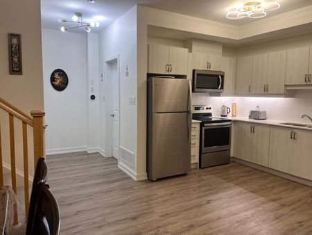 For Lease - 5 Antrin Street, Vaughan, Ontario - Photo 3