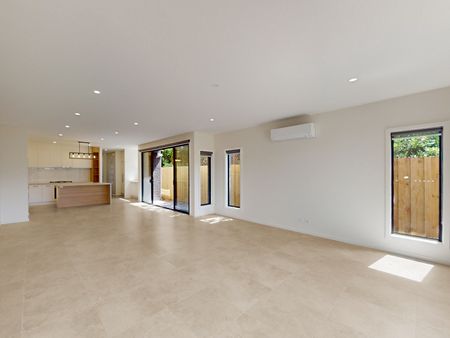 2/2 Arnold Street, Brunswick East VIC 3057 - Photo 5